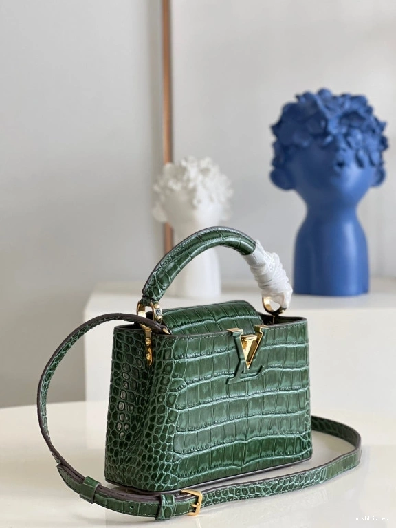 WIS CAPUCINES MINI VUITTON LOUIS 1205